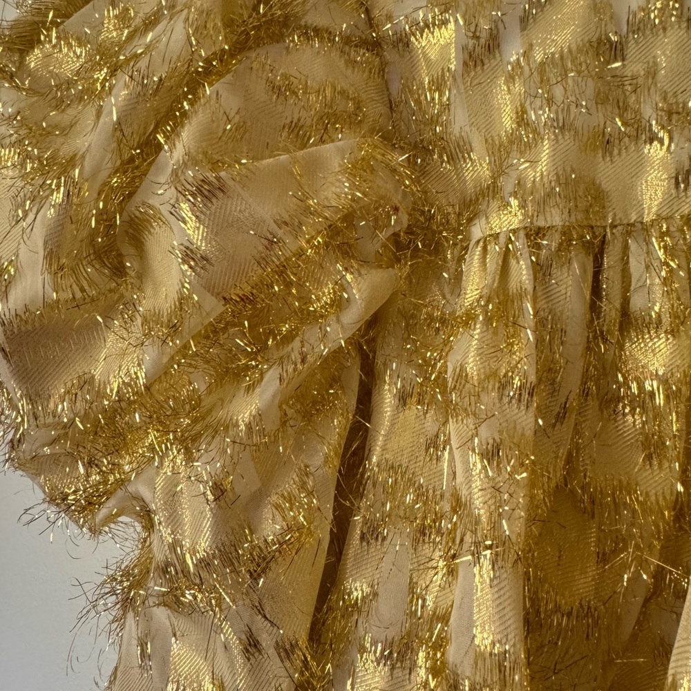 Gold Metallic Ruffle Crop Top US 4 & Matching Short Set US 6 - Picture 5 of 5